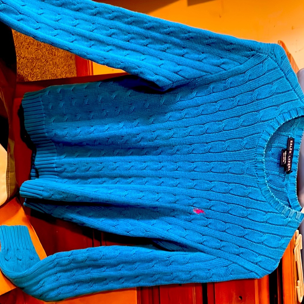 Ralph Lauren women’s sweater rn 41381